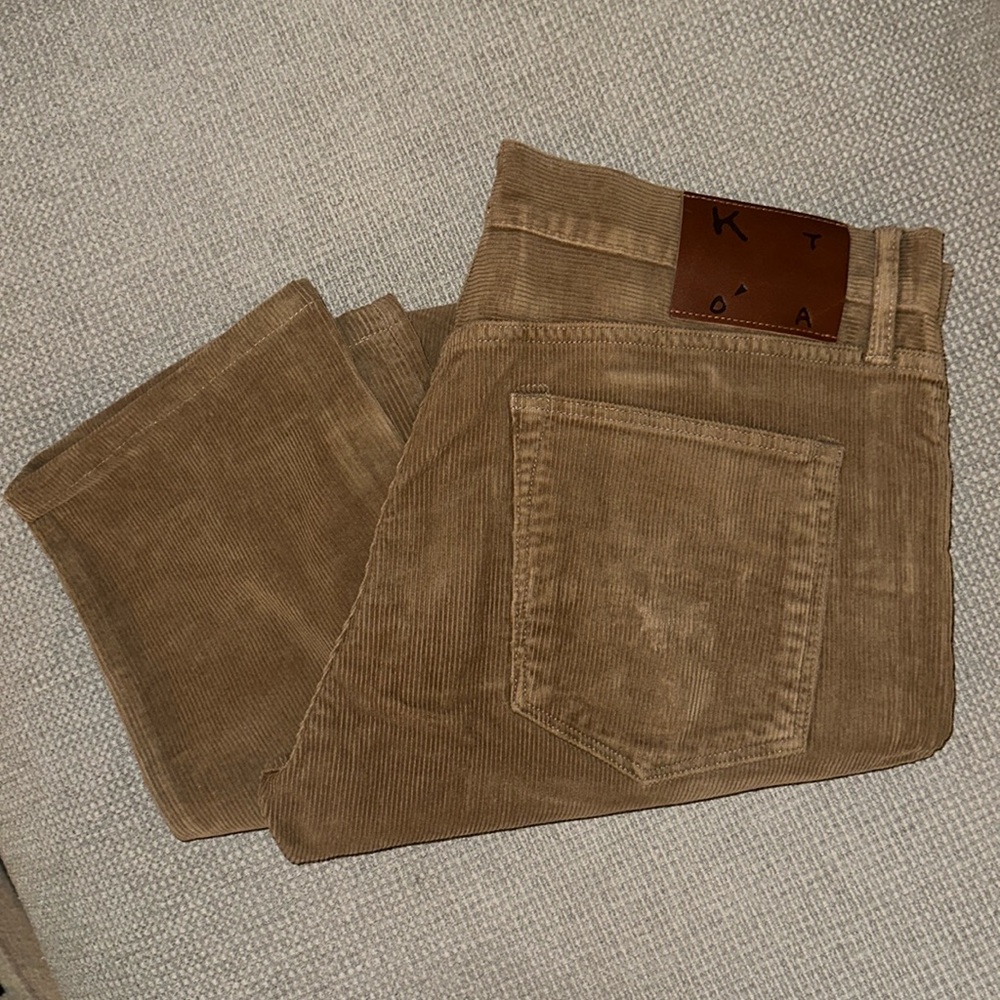 Kato corduroy pants ￼